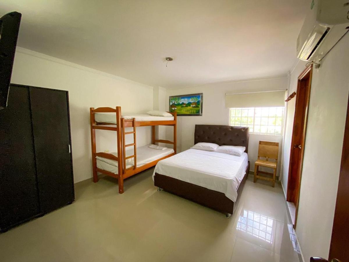Hotel Aeromar Central Santa Marta  Exterior photo